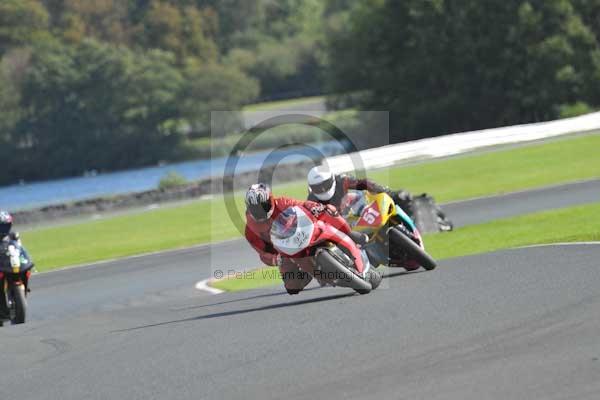 Motorcycle action photographs;Trackday digital images;event digital images;eventdigitalimages;no limits trackday;oulton park;oulton park circuit cheshire;oulton park photographs;peter wileman photography;trackday;trackday photos