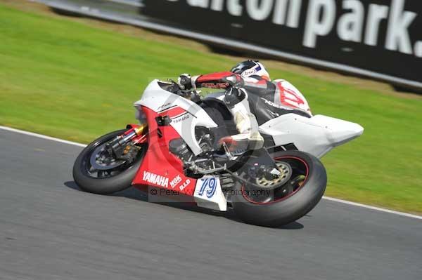 Motorcycle action photographs;Trackday digital images;event digital images;eventdigitalimages;no limits trackday;oulton park;oulton park circuit cheshire;oulton park photographs;peter wileman photography;trackday;trackday photos