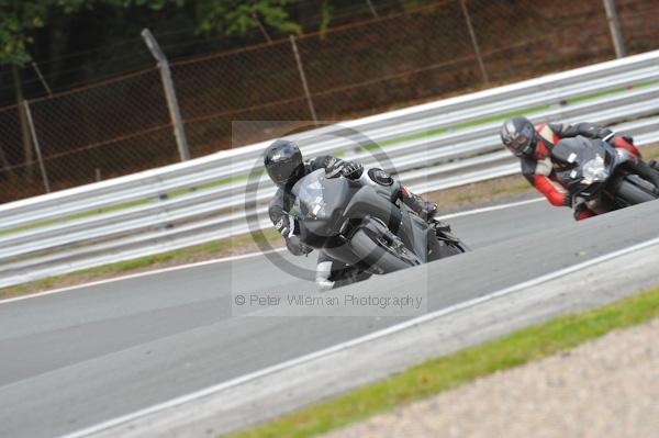 Motorcycle action photographs;Trackday digital images;event digital images;eventdigitalimages;no limits trackday;oulton park;oulton park circuit cheshire;oulton park photographs;peter wileman photography;trackday;trackday photos