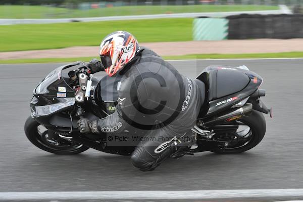 Motorcycle action photographs;Trackday digital images;event digital images;eventdigitalimages;no limits trackday;oulton park;oulton park circuit cheshire;oulton park photographs;peter wileman photography;trackday;trackday photos