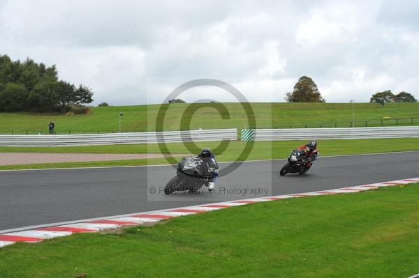 Motorcycle action photographs;Trackday digital images;event digital images;eventdigitalimages;no limits trackday;oulton park;oulton park circuit cheshire;oulton park photographs;peter wileman photography;trackday;trackday photos