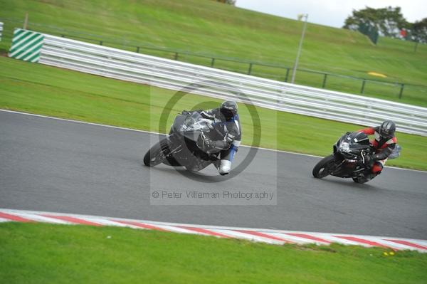 Motorcycle action photographs;Trackday digital images;event digital images;eventdigitalimages;no limits trackday;oulton park;oulton park circuit cheshire;oulton park photographs;peter wileman photography;trackday;trackday photos