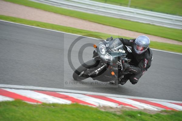 Motorcycle action photographs;Trackday digital images;event digital images;eventdigitalimages;no limits trackday;oulton park;oulton park circuit cheshire;oulton park photographs;peter wileman photography;trackday;trackday photos