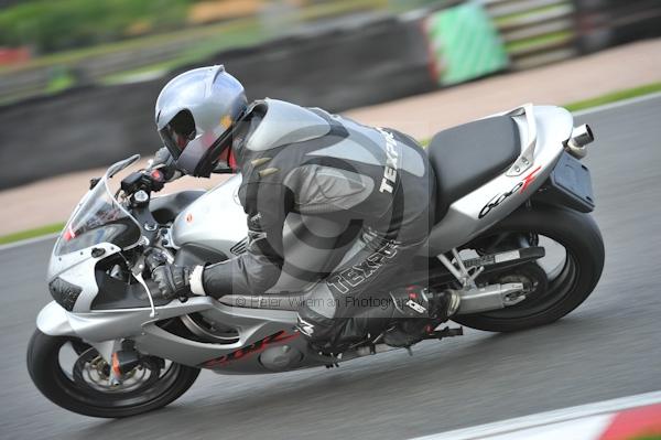 Motorcycle action photographs;Trackday digital images;event digital images;eventdigitalimages;no limits trackday;oulton park;oulton park circuit cheshire;oulton park photographs;peter wileman photography;trackday;trackday photos