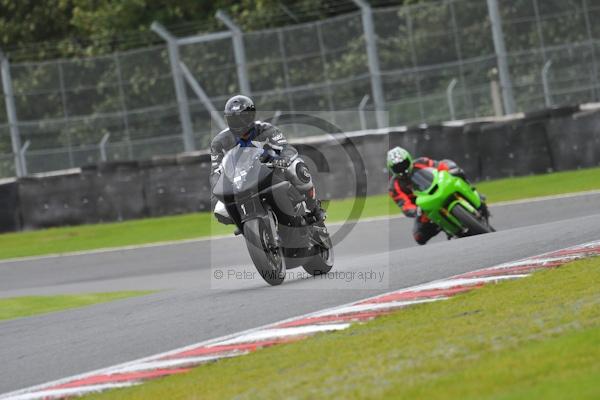 Motorcycle action photographs;Trackday digital images;event digital images;eventdigitalimages;no limits trackday;oulton park;oulton park circuit cheshire;oulton park photographs;peter wileman photography;trackday;trackday photos