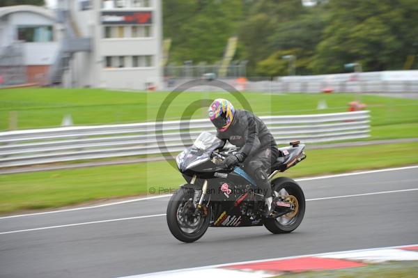 Motorcycle action photographs;Trackday digital images;event digital images;eventdigitalimages;no limits trackday;oulton park;oulton park circuit cheshire;oulton park photographs;peter wileman photography;trackday;trackday photos