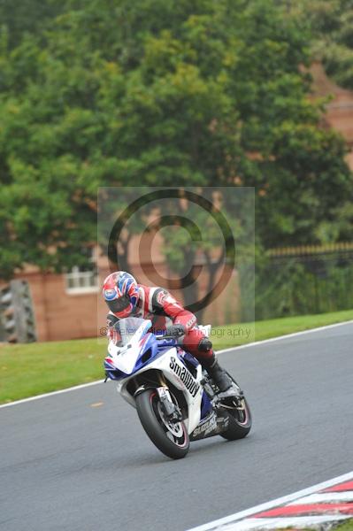 Motorcycle action photographs;Trackday digital images;event digital images;eventdigitalimages;no limits trackday;oulton park;oulton park circuit cheshire;oulton park photographs;peter wileman photography;trackday;trackday photos
