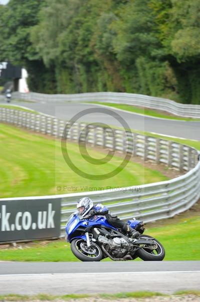 Motorcycle action photographs;Trackday digital images;event digital images;eventdigitalimages;no limits trackday;oulton park;oulton park circuit cheshire;oulton park photographs;peter wileman photography;trackday;trackday photos