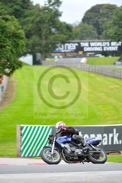 Motorcycle action photographs;Trackday digital images;event digital images;eventdigitalimages;no limits trackday;oulton park;oulton park circuit cheshire;oulton park photographs;peter wileman photography;trackday;trackday photos