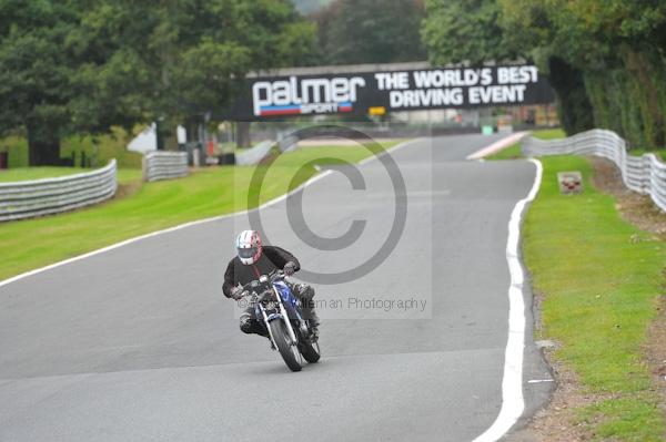 Motorcycle action photographs;Trackday digital images;event digital images;eventdigitalimages;no limits trackday;oulton park;oulton park circuit cheshire;oulton park photographs;peter wileman photography;trackday;trackday photos