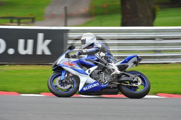 Motorcycle action photographs;Trackday digital images;event digital images;eventdigitalimages;no limits trackday;oulton park;oulton park circuit cheshire;oulton park photographs;peter wileman photography;trackday;trackday photos