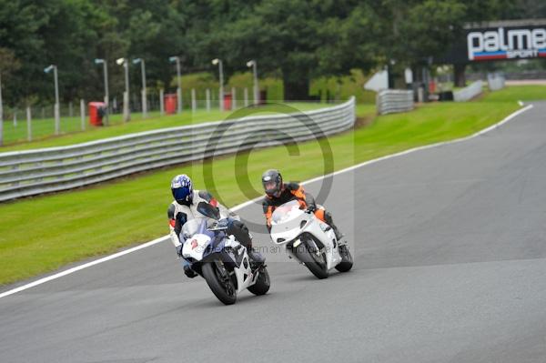 Motorcycle action photographs;Trackday digital images;event digital images;eventdigitalimages;no limits trackday;oulton park;oulton park circuit cheshire;oulton park photographs;peter wileman photography;trackday;trackday photos