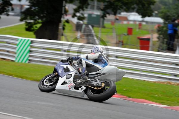 Motorcycle action photographs;Trackday digital images;event digital images;eventdigitalimages;no limits trackday;oulton park;oulton park circuit cheshire;oulton park photographs;peter wileman photography;trackday;trackday photos