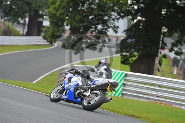 Motorcycle action photographs;Trackday digital images;event digital images;eventdigitalimages;no limits trackday;oulton park;oulton park circuit cheshire;oulton park photographs;peter wileman photography;trackday;trackday photos