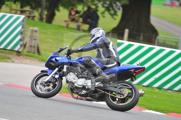 Motorcycle action photographs;Trackday digital images;event digital images;eventdigitalimages;no limits trackday;oulton park;oulton park circuit cheshire;oulton park photographs;peter wileman photography;trackday;trackday photos