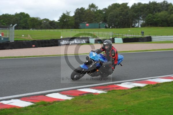Motorcycle action photographs;Trackday digital images;event digital images;eventdigitalimages;no limits trackday;oulton park;oulton park circuit cheshire;oulton park photographs;peter wileman photography;trackday;trackday photos