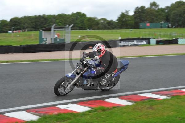 Motorcycle action photographs;Trackday digital images;event digital images;eventdigitalimages;no limits trackday;oulton park;oulton park circuit cheshire;oulton park photographs;peter wileman photography;trackday;trackday photos