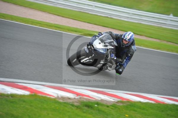Motorcycle action photographs;Trackday digital images;event digital images;eventdigitalimages;no limits trackday;oulton park;oulton park circuit cheshire;oulton park photographs;peter wileman photography;trackday;trackday photos