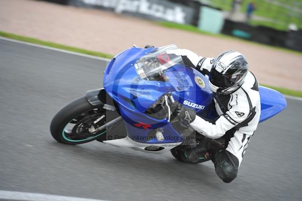 Motorcycle action photographs;Trackday digital images;event digital images;eventdigitalimages;no limits trackday;oulton park;oulton park circuit cheshire;oulton park photographs;peter wileman photography;trackday;trackday photos