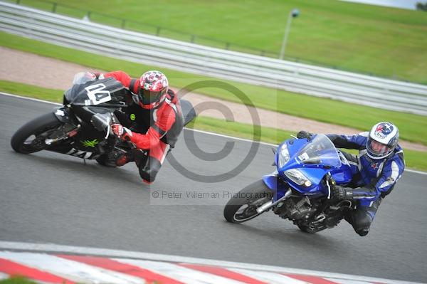 Motorcycle action photographs;Trackday digital images;event digital images;eventdigitalimages;no limits trackday;oulton park;oulton park circuit cheshire;oulton park photographs;peter wileman photography;trackday;trackday photos