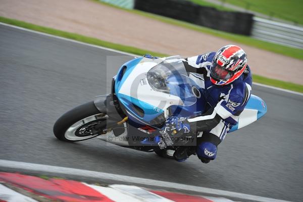 Motorcycle action photographs;Trackday digital images;event digital images;eventdigitalimages;no limits trackday;oulton park;oulton park circuit cheshire;oulton park photographs;peter wileman photography;trackday;trackday photos