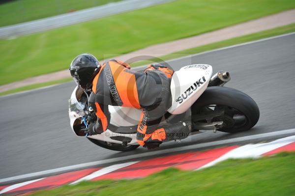 Motorcycle action photographs;Trackday digital images;event digital images;eventdigitalimages;no limits trackday;oulton park;oulton park circuit cheshire;oulton park photographs;peter wileman photography;trackday;trackday photos