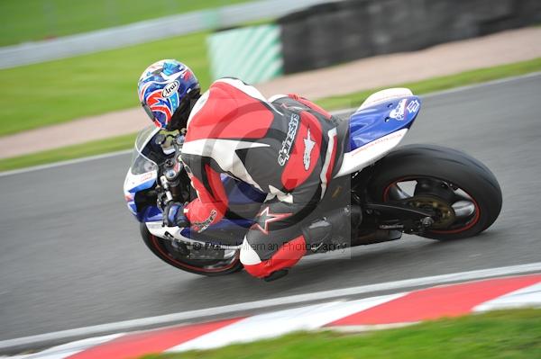 Motorcycle action photographs;Trackday digital images;event digital images;eventdigitalimages;no limits trackday;oulton park;oulton park circuit cheshire;oulton park photographs;peter wileman photography;trackday;trackday photos