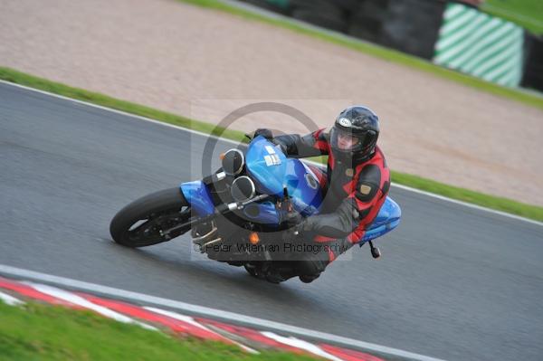 Motorcycle action photographs;Trackday digital images;event digital images;eventdigitalimages;no limits trackday;oulton park;oulton park circuit cheshire;oulton park photographs;peter wileman photography;trackday;trackday photos