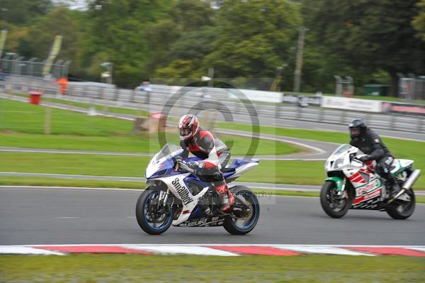 Motorcycle action photographs;Trackday digital images;event digital images;eventdigitalimages;no limits trackday;oulton park;oulton park circuit cheshire;oulton park photographs;peter wileman photography;trackday;trackday photos