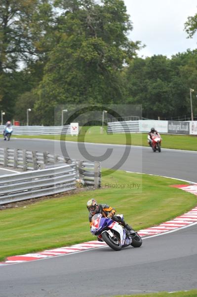 Motorcycle action photographs;Trackday digital images;event digital images;eventdigitalimages;no limits trackday;oulton park;oulton park circuit cheshire;oulton park photographs;peter wileman photography;trackday;trackday photos