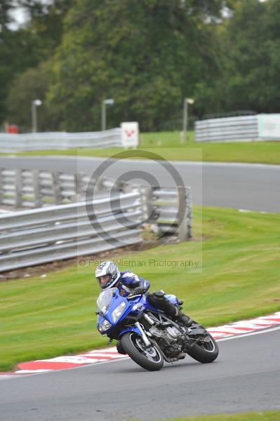 Motorcycle action photographs;Trackday digital images;event digital images;eventdigitalimages;no limits trackday;oulton park;oulton park circuit cheshire;oulton park photographs;peter wileman photography;trackday;trackday photos