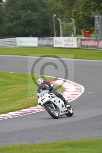Motorcycle action photographs;Trackday digital images;event digital images;eventdigitalimages;no limits trackday;oulton park;oulton park circuit cheshire;oulton park photographs;peter wileman photography;trackday;trackday photos