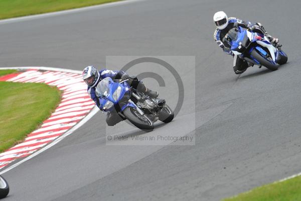 Motorcycle action photographs;Trackday digital images;event digital images;eventdigitalimages;no limits trackday;oulton park;oulton park circuit cheshire;oulton park photographs;peter wileman photography;trackday;trackday photos