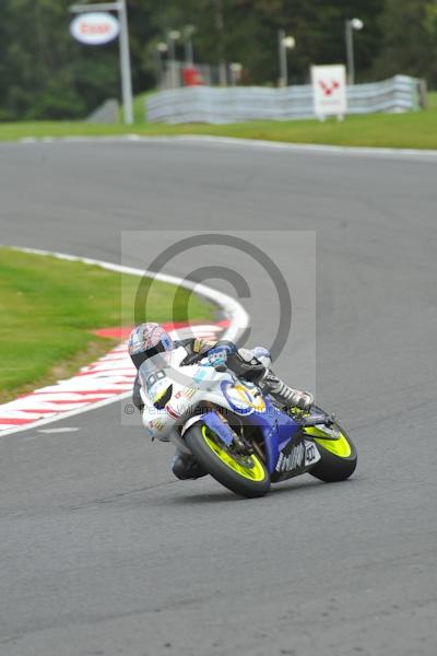 Motorcycle action photographs;Trackday digital images;event digital images;eventdigitalimages;no limits trackday;oulton park;oulton park circuit cheshire;oulton park photographs;peter wileman photography;trackday;trackday photos