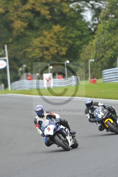 Motorcycle action photographs;Trackday digital images;event digital images;eventdigitalimages;no limits trackday;oulton park;oulton park circuit cheshire;oulton park photographs;peter wileman photography;trackday;trackday photos