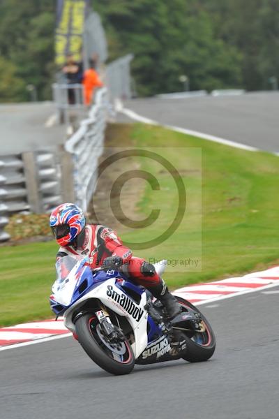 Motorcycle action photographs;Trackday digital images;event digital images;eventdigitalimages;no limits trackday;oulton park;oulton park circuit cheshire;oulton park photographs;peter wileman photography;trackday;trackday photos