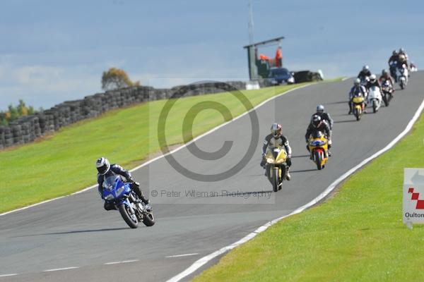Motorcycle action photographs;Trackday digital images;event digital images;eventdigitalimages;no limits trackday;oulton park;oulton park circuit cheshire;oulton park photographs;peter wileman photography;trackday;trackday photos