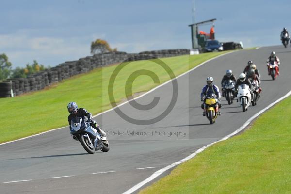 Motorcycle action photographs;Trackday digital images;event digital images;eventdigitalimages;no limits trackday;oulton park;oulton park circuit cheshire;oulton park photographs;peter wileman photography;trackday;trackday photos