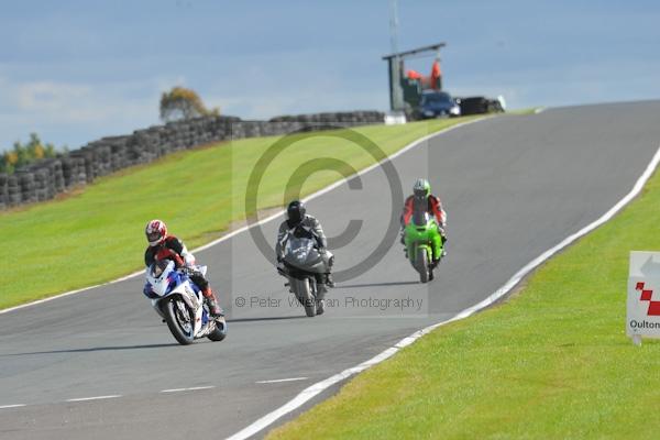 Motorcycle action photographs;Trackday digital images;event digital images;eventdigitalimages;no limits trackday;oulton park;oulton park circuit cheshire;oulton park photographs;peter wileman photography;trackday;trackday photos