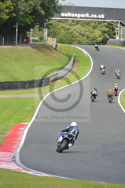 Motorcycle action photographs;Trackday digital images;event digital images;eventdigitalimages;no limits trackday;oulton park;oulton park circuit cheshire;oulton park photographs;peter wileman photography;trackday;trackday photos