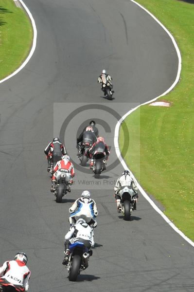 Motorcycle action photographs;Trackday digital images;event digital images;eventdigitalimages;no limits trackday;oulton park;oulton park circuit cheshire;oulton park photographs;peter wileman photography;trackday;trackday photos