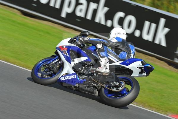 Motorcycle action photographs;Trackday digital images;event digital images;eventdigitalimages;no limits trackday;oulton park;oulton park circuit cheshire;oulton park photographs;peter wileman photography;trackday;trackday photos