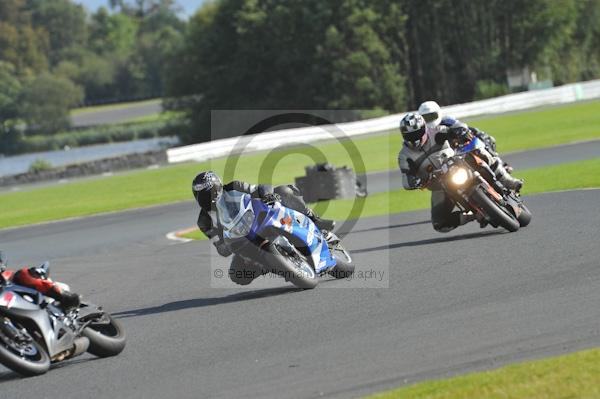 Motorcycle action photographs;Trackday digital images;event digital images;eventdigitalimages;no limits trackday;oulton park;oulton park circuit cheshire;oulton park photographs;peter wileman photography;trackday;trackday photos