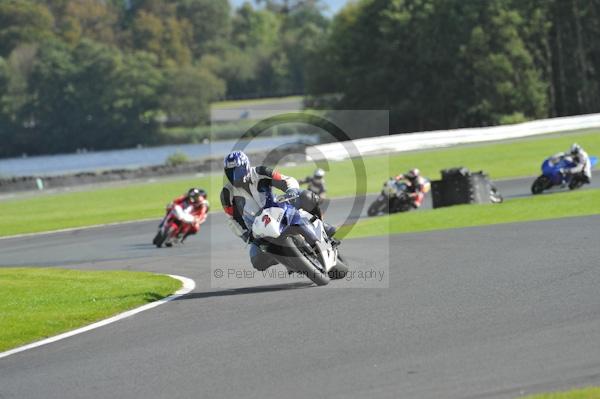Motorcycle action photographs;Trackday digital images;event digital images;eventdigitalimages;no limits trackday;oulton park;oulton park circuit cheshire;oulton park photographs;peter wileman photography;trackday;trackday photos