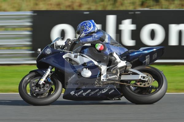 Motorcycle action photographs;Trackday digital images;event digital images;eventdigitalimages;no limits trackday;oulton park;oulton park circuit cheshire;oulton park photographs;peter wileman photography;trackday;trackday photos