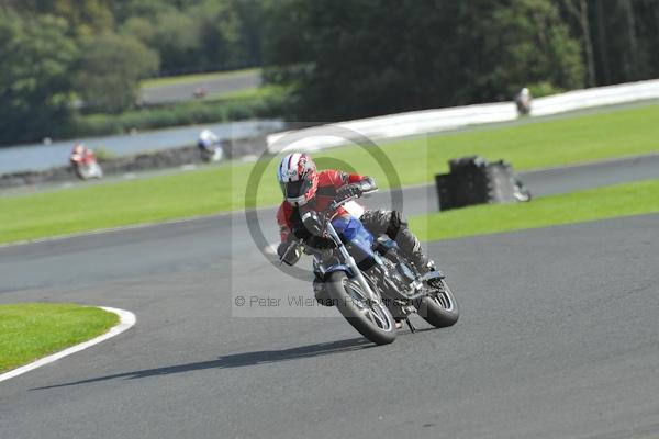 Motorcycle action photographs;Trackday digital images;event digital images;eventdigitalimages;no limits trackday;oulton park;oulton park circuit cheshire;oulton park photographs;peter wileman photography;trackday;trackday photos