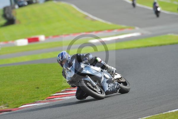 Motorcycle action photographs;Trackday digital images;event digital images;eventdigitalimages;no limits trackday;oulton park;oulton park circuit cheshire;oulton park photographs;peter wileman photography;trackday;trackday photos