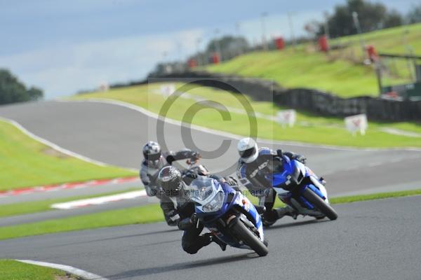 Motorcycle action photographs;Trackday digital images;event digital images;eventdigitalimages;no limits trackday;oulton park;oulton park circuit cheshire;oulton park photographs;peter wileman photography;trackday;trackday photos