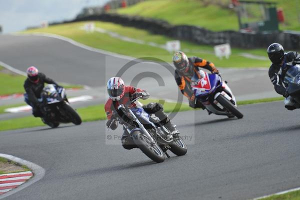 Motorcycle action photographs;Trackday digital images;event digital images;eventdigitalimages;no limits trackday;oulton park;oulton park circuit cheshire;oulton park photographs;peter wileman photography;trackday;trackday photos