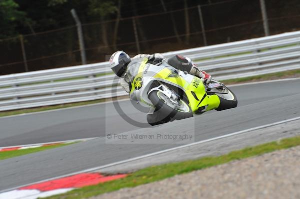 Motorcycle action photographs;Trackday digital images;event digital images;eventdigitalimages;no limits trackday;oulton park;oulton park circuit cheshire;oulton park photographs;peter wileman photography;trackday;trackday photos